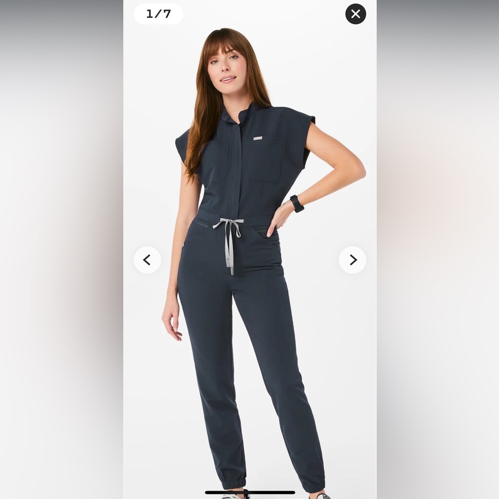 FIGS Rafaela Cargo ScrubJumpsuit. Size Small. Black